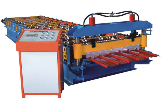 CER 860 Metalldach-Rolle, die Maschinen-Wasserspiegellinie-Ausschnitt bildet
