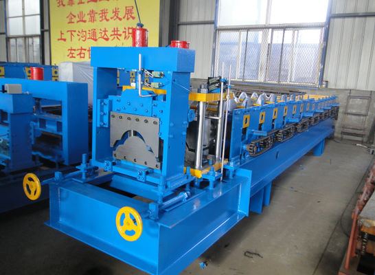 Hydraulischer Ausschnitt CER Ridge Cap Roll Forming Machines Cr12