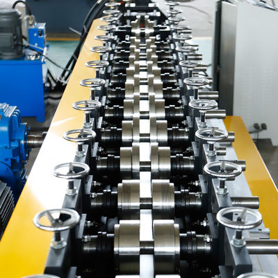 Licht-doppelte Stahllinie u-Bahn-Keel Roll Forming Machines 4KW