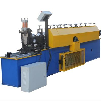 Winkel bördelt die Wand, die hydraulischen Ausschnitt der Maschinen-5.5KW 20m/min bildet