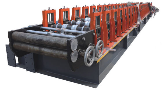 Die Auto-Platten-Rolle, die Maschine Cr12 bildet, glasierte Stahlfliese