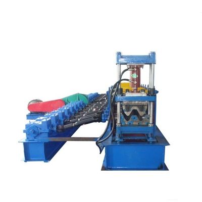 Metallplatten-Rolle, die Maschine für Schutz Rail 12m/min bildet