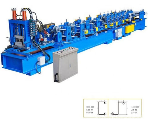 Purlin-Rolle 15m/min CZ, die Rollen-Station der Maschinen-6.5T 15 bildet