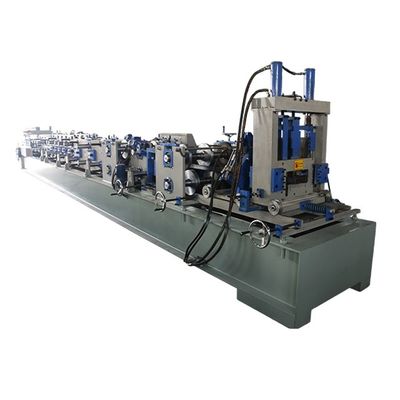 Purlin-Rolle 15m/min CZ, die Rollen-Station der Maschinen-6.5T 15 bildet