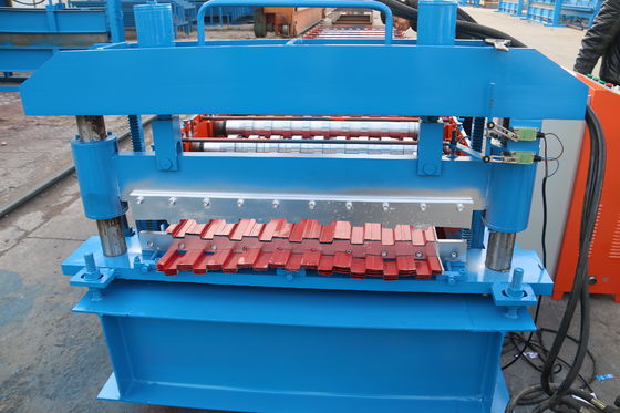 Rollen-Fensterladen-Produktionsmaschine-hydraulischer Ausschnitt 8m/min 6T