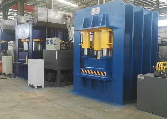 3000 Doppelt-Aktions-Drücken Ton Hydraulic Steel Door Embossing-Maschinen-380V