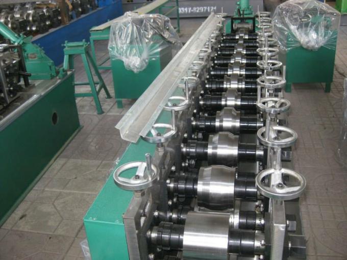 Gitter-Rolle T-Gitter Decken-T, die Stangen-Aluminiumlegierung 0,2 Maschinen-Hersteller-Hot Sale Light-Stahl-China-Kiel-T bildet--6.0mm 31 Tage